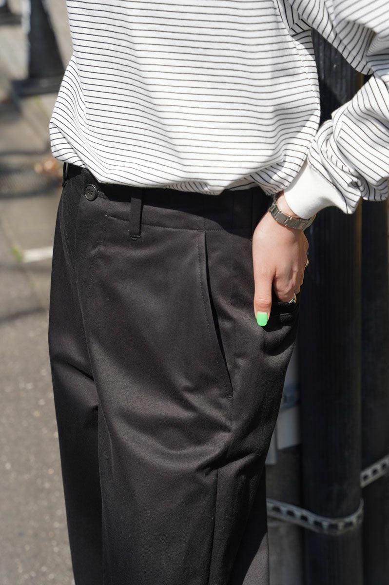 NO TUCK CHINO TROUSERS[BLACK] | 1LDK (ワンエルディーケー) 公式サイト