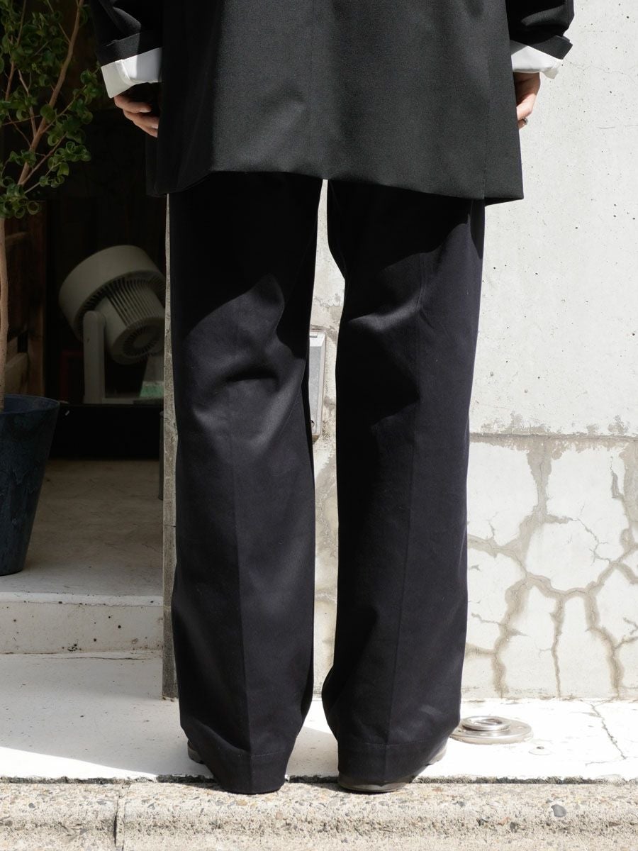NO TUCK CHINO TROUSERS[NAVY] | 1LDK (ワンエルディーケー) 公式サイト