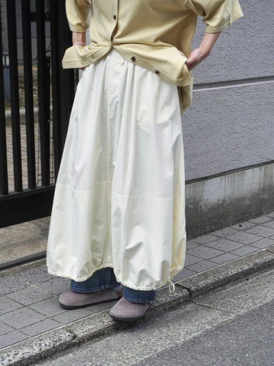 LIGHT NYLON VOLUMED SKIRT[IVORY] | 1LDK (ワンエルディーケー) 公式 