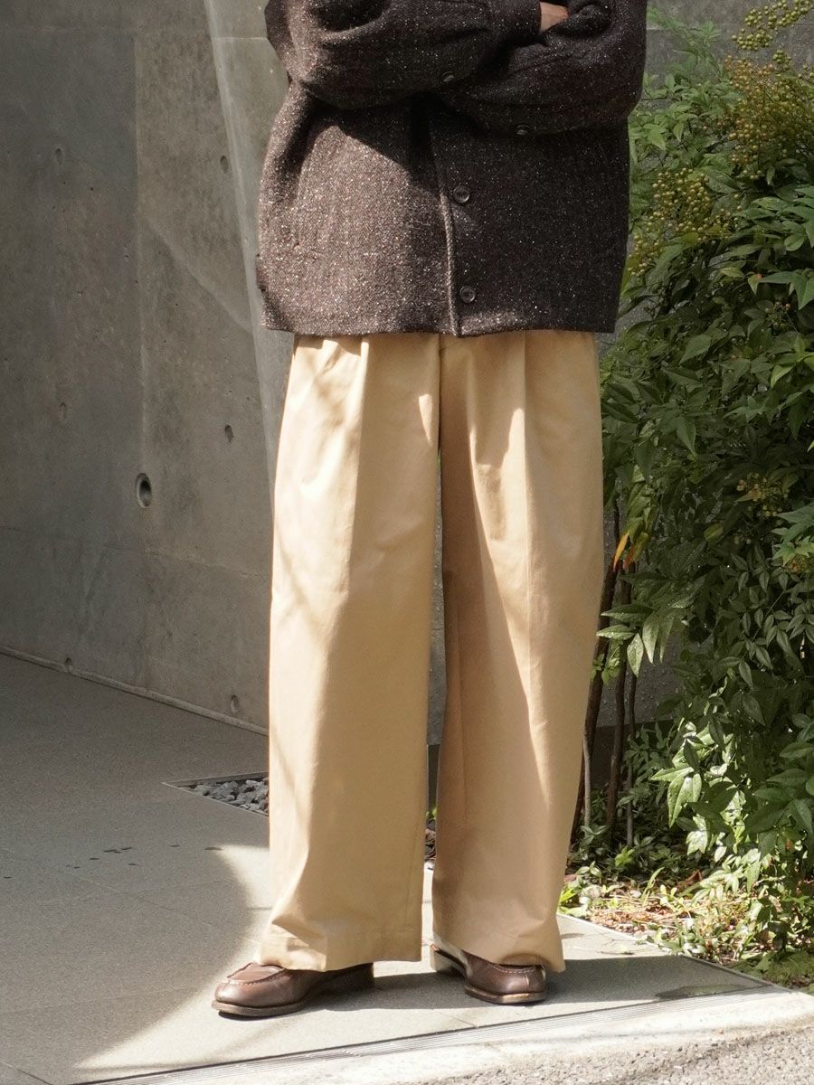 2TUCK WIDE CHINO TROUSERS[CAMEL] | 1LDK (ワンエルディーケー) 公式