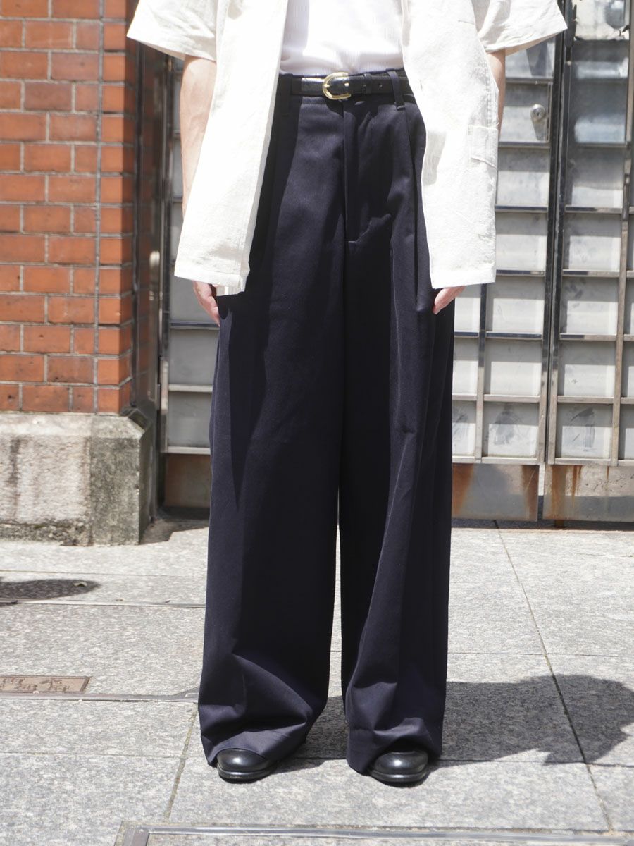2TUCK WIDE CHINO TROUSERS[NAVY] | 1LDK (ワンエルディーケー) 公式サイト