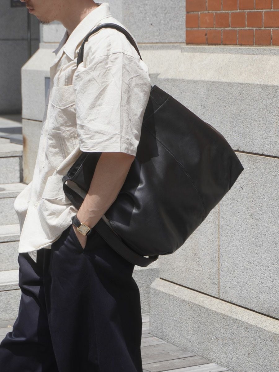 LEATHER BAG[BLACK] | 1LDK (ワンエルディーケー) 公式サイト