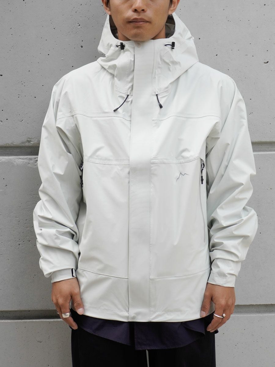 アウター　ホワイト adidas SHORT VEGAN JKT CLOUDWHITE（アディダス ショート ヴィーガン