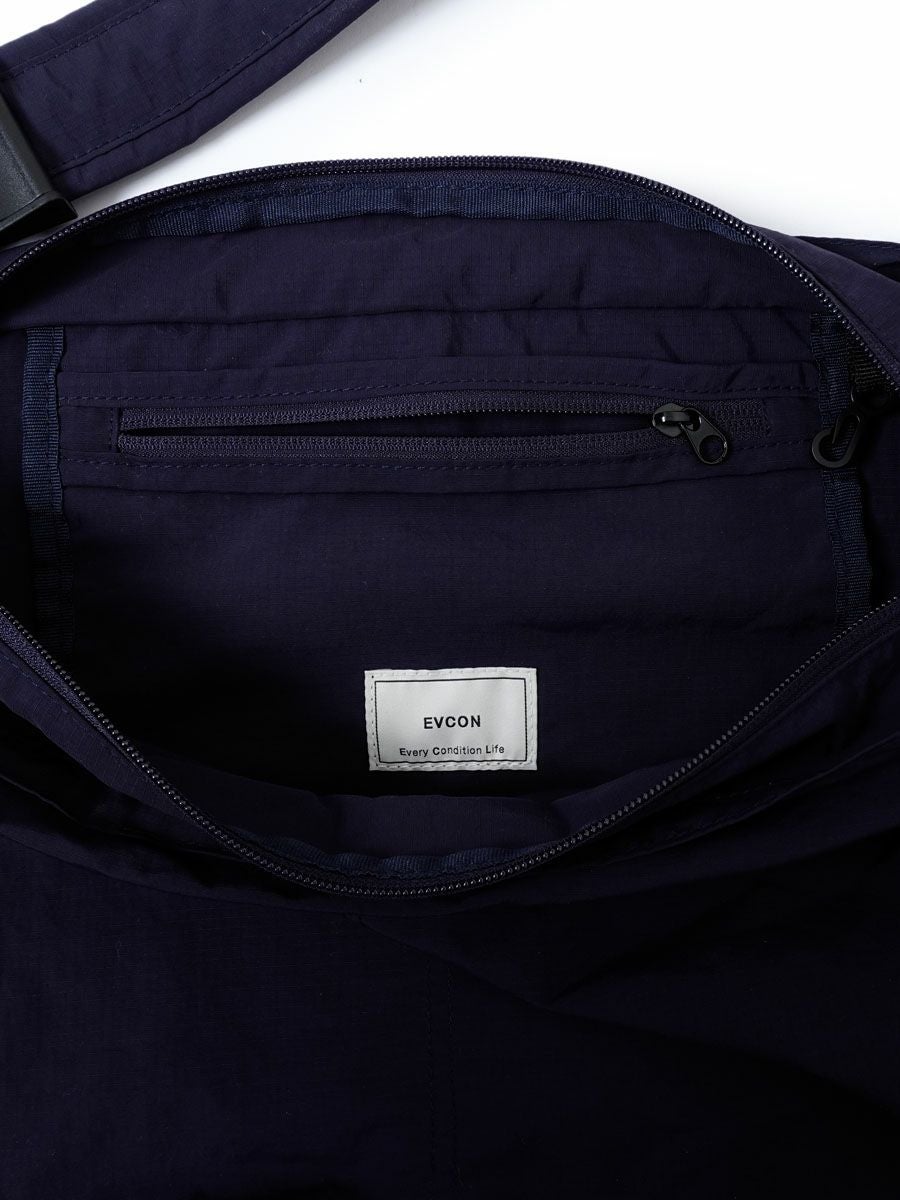 BIG NYLON SHOULDER BAG[NAVY] | 1LDK (ワンエルディーケー) 公式サイト