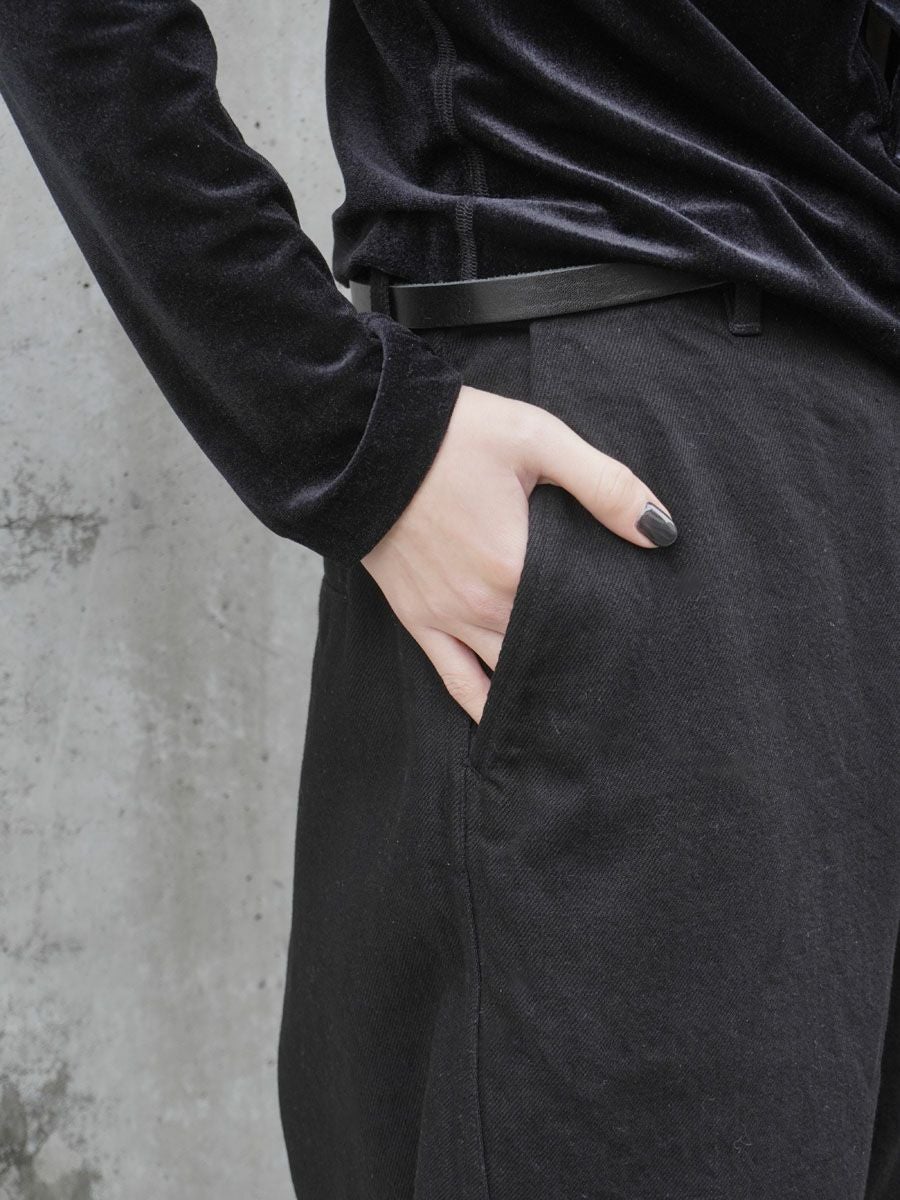 DENIM CURVE PANTS[BLACK] | 1LDK (ワンエルディーケー) 公式サイト