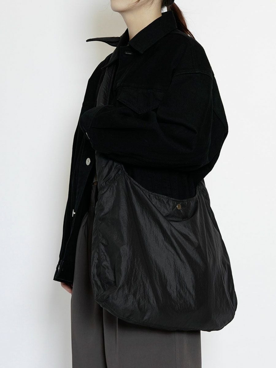 KNOTTED LEATHER LIKE NYLON SHOULDER BAG[BLACK] | 1LDK (ワンエル