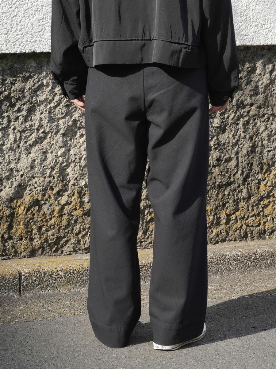 Unlikely Cowboy Trousers[Black] | 1LDK (ワンエルディーケー) 公式サイト