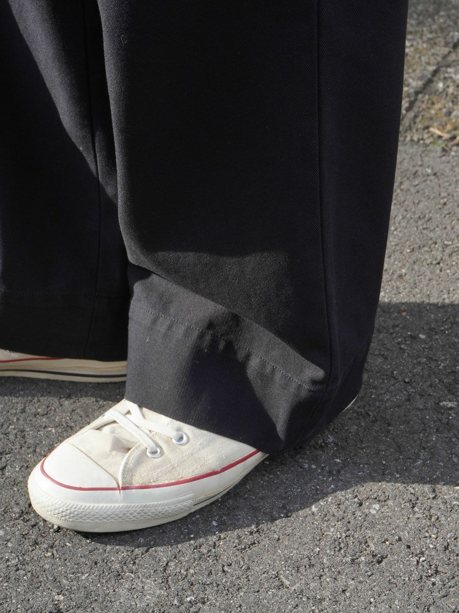 Unlikely Cowboy Trousers[Black] | 1LDK (ワンエルディーケー) 公式サイト