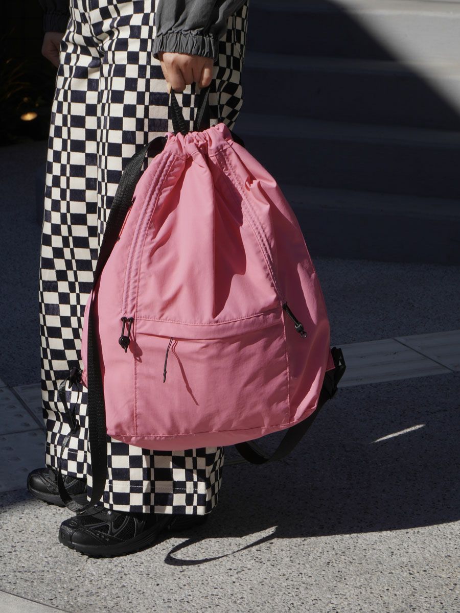 のっぽパン様　リクエスト　ピンクXS ピンクパンサレスさん（ @pinkpantheress ）撮影しました @hypebeastjp