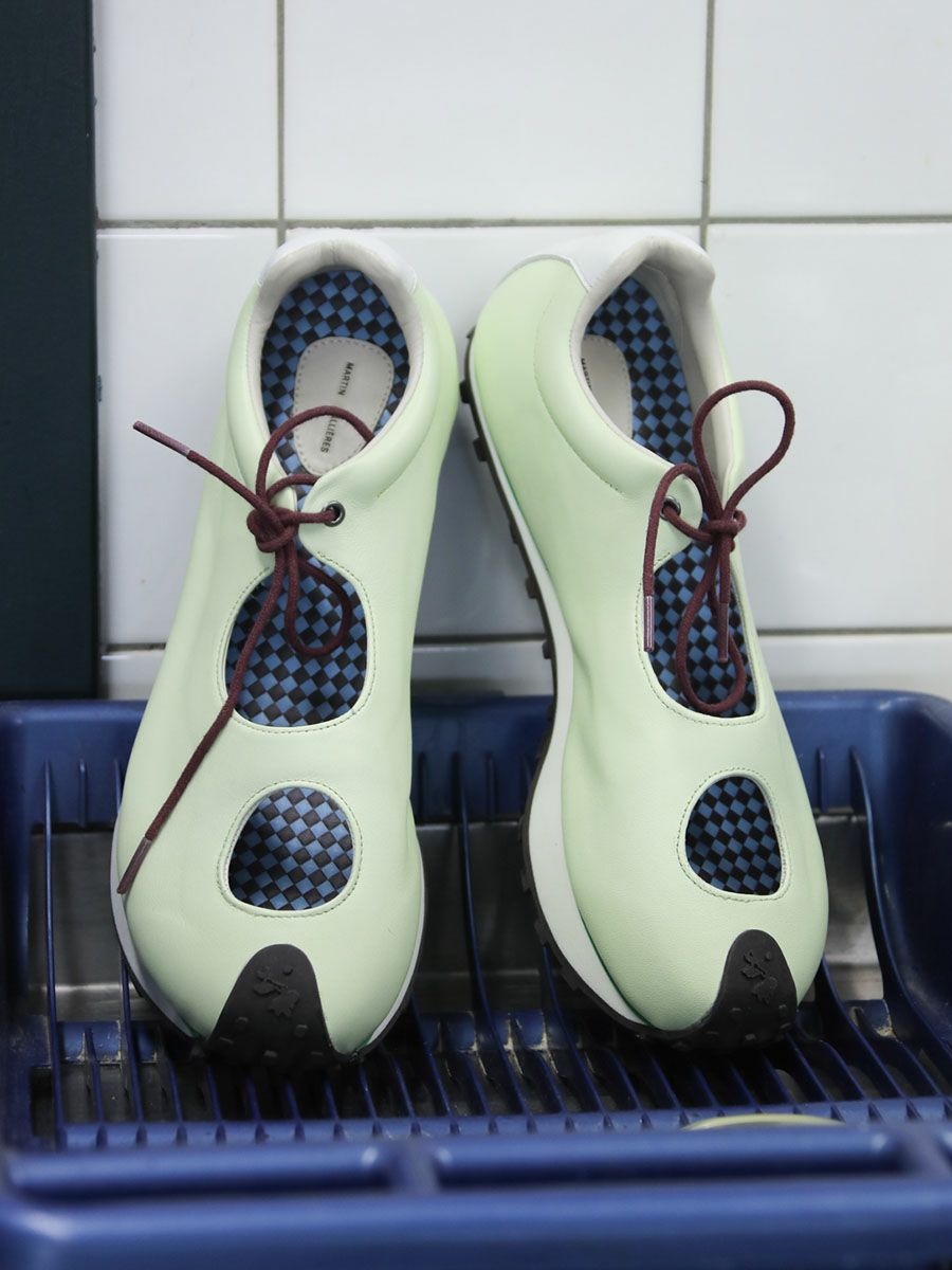 『ワン』カエルさんジュース Heel Drop Sandal[LIME] | 1LDK (ワンエルディーケー) 公式サイト