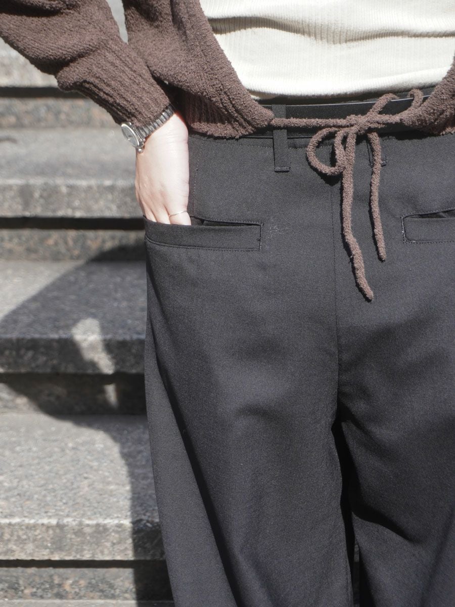 SUMMER WOOL WIDE TROUSERS[BLACK] | 1LDK (ワンエルディーケー) 公式