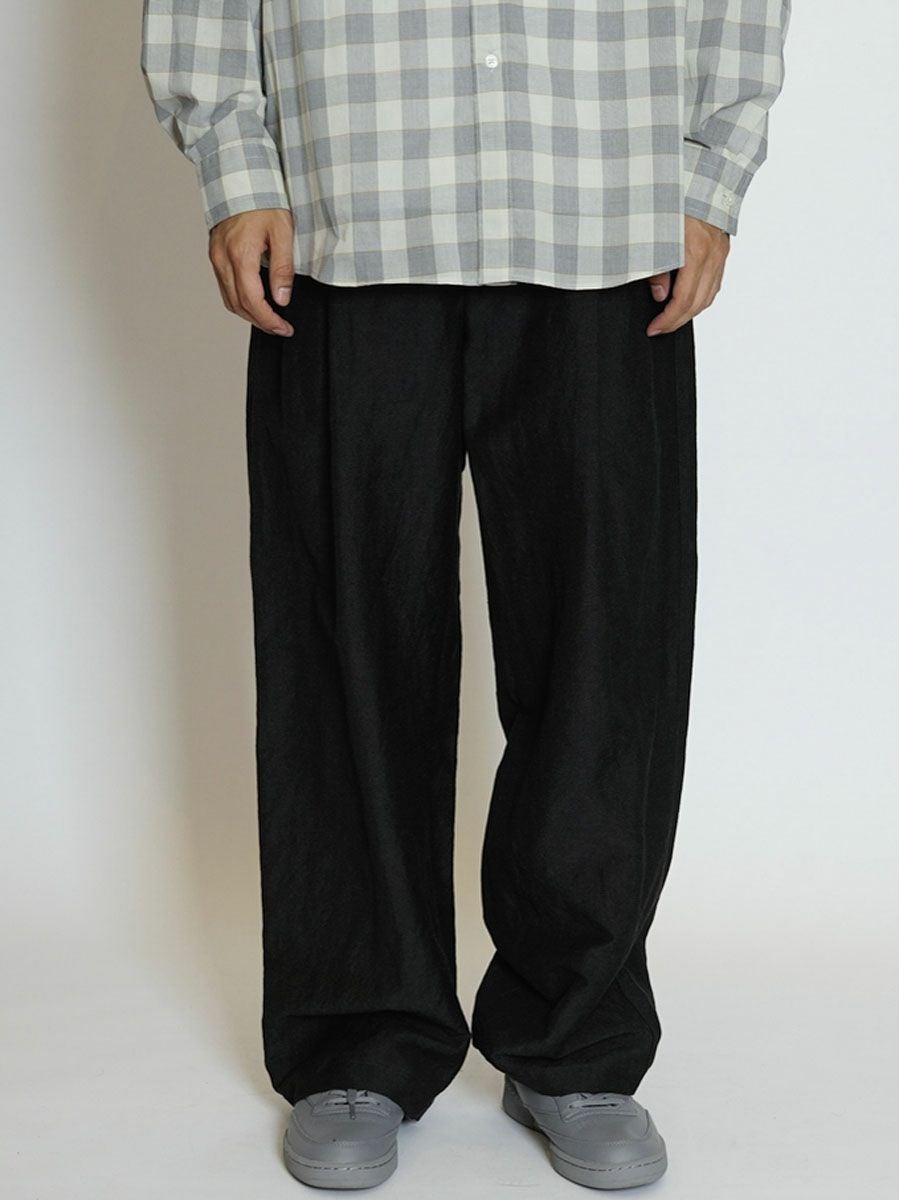 WOOL LINEN 2 TUCK TROUSERS[CHARCOAL] | 1LDK (ワンエルディーケー