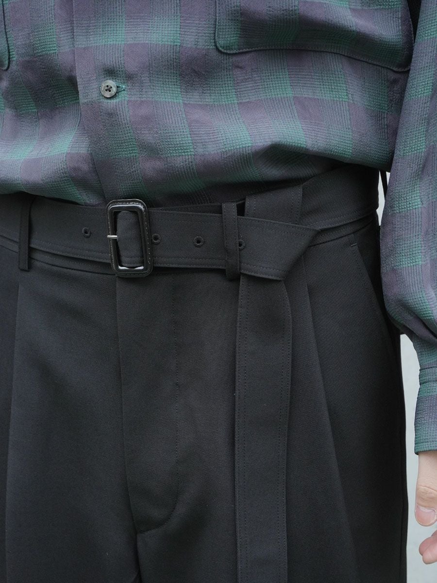 MENS】THE SLACKS BELTED 2 TUCK[BLACK] | 1LDK (ワンエルディーケー