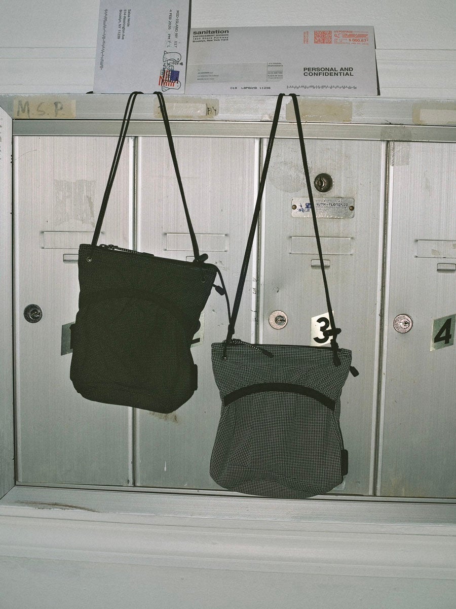 バッグ Warenfaus Ultra pod / Off white Ultra pod[OFF WHITE] | 1LDK (ワンエルディーケー) 公式サイト