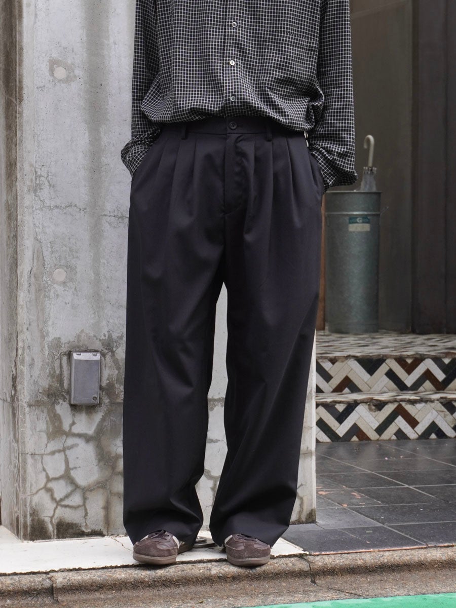 Afiit 3TACK SLACKS FI-17 ブラック スラックス 1 3 TUCK SLACKS[BLACK] | 1LDK (ワンエルディーケー) 公式サイト