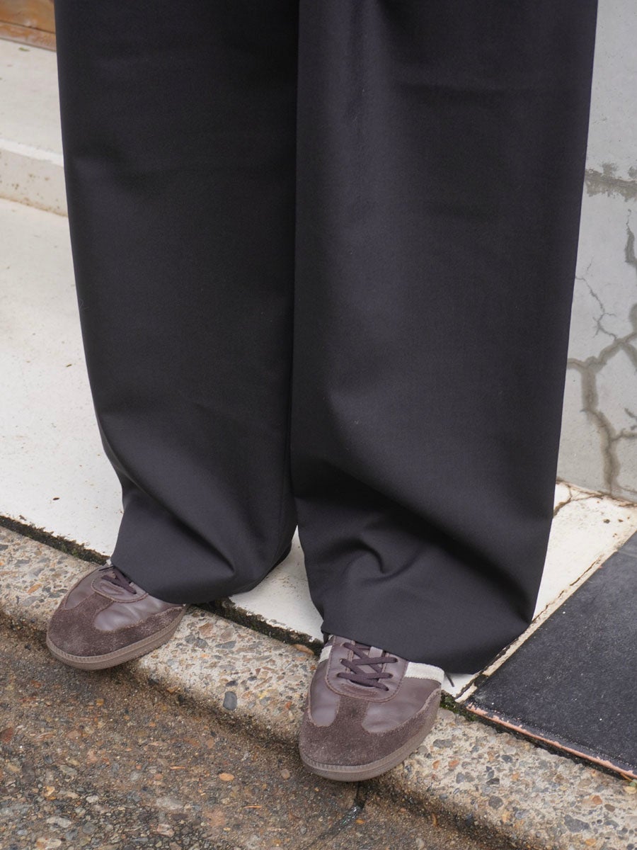 3 TUCK SLACKS[BLACK] | 1LDK (ワンエルディーケー) 公式サイト