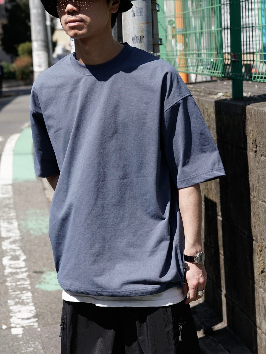 MENS】TECH DRAWSTRING S/S TEE[SMOKE BLUE] | 1LDK (ワンエルディー