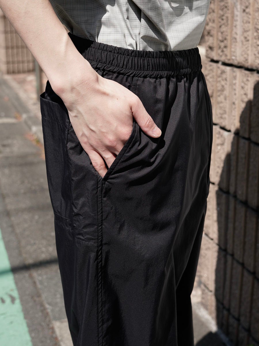 MENS】TECH PERTEX® TRAVEL PANTS[BLACK] | 1LDK (ワンエルディー