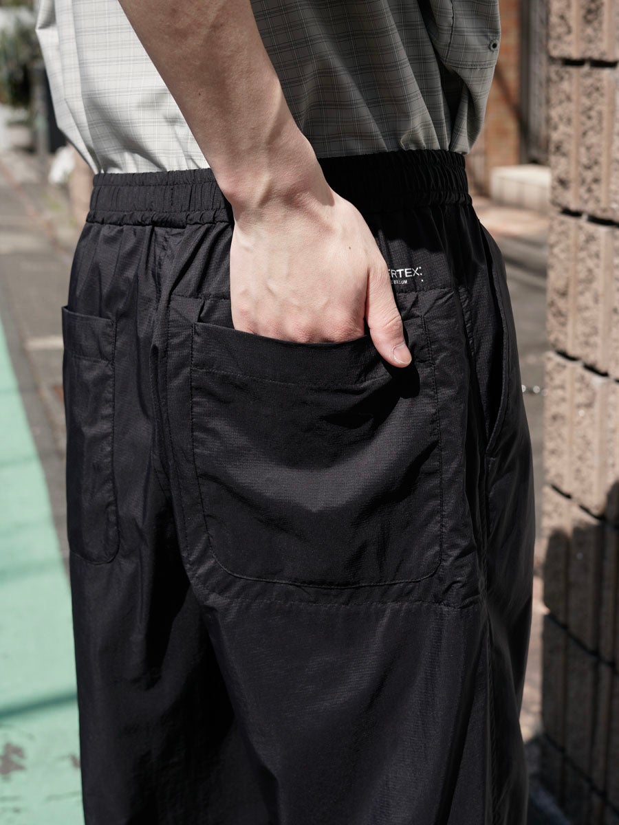 MENS】TECH PERTEX® TRAVEL PANTS[BLACK] | 1LDK (ワンエルディー