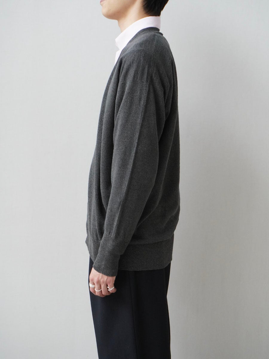 LINEN / SILK PLAIN STITCH V NECK C/D[CHARCOAL] | 1LDK (ワンエル