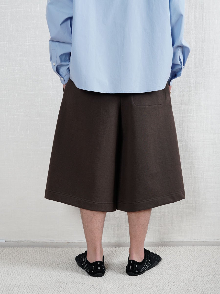 はむ Double Tuck Hakama Sweat Shorts[BROWN] | 1LDK (ワンエルディーケー