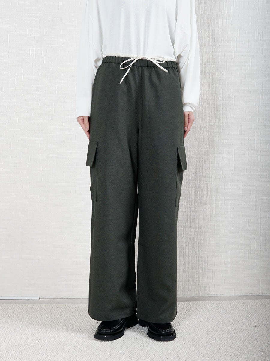 新品未使用amiu.c double waist cargo trouser double waist cargo trouser[OLIVE] | 1LDK (ワンエルディーケー) 公式