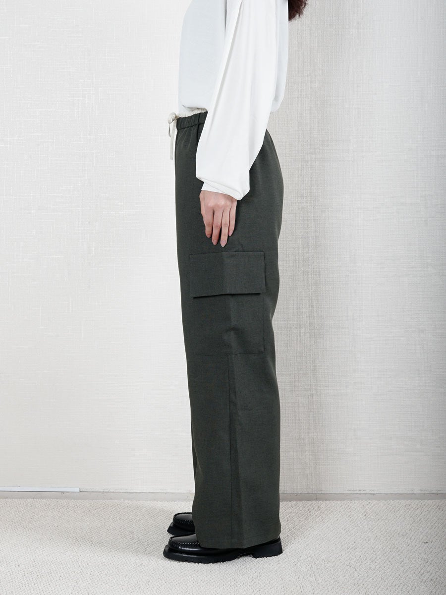 double waist cargo trouser[OLIVE] | 1LDK (ワンエルディーケー) 公式