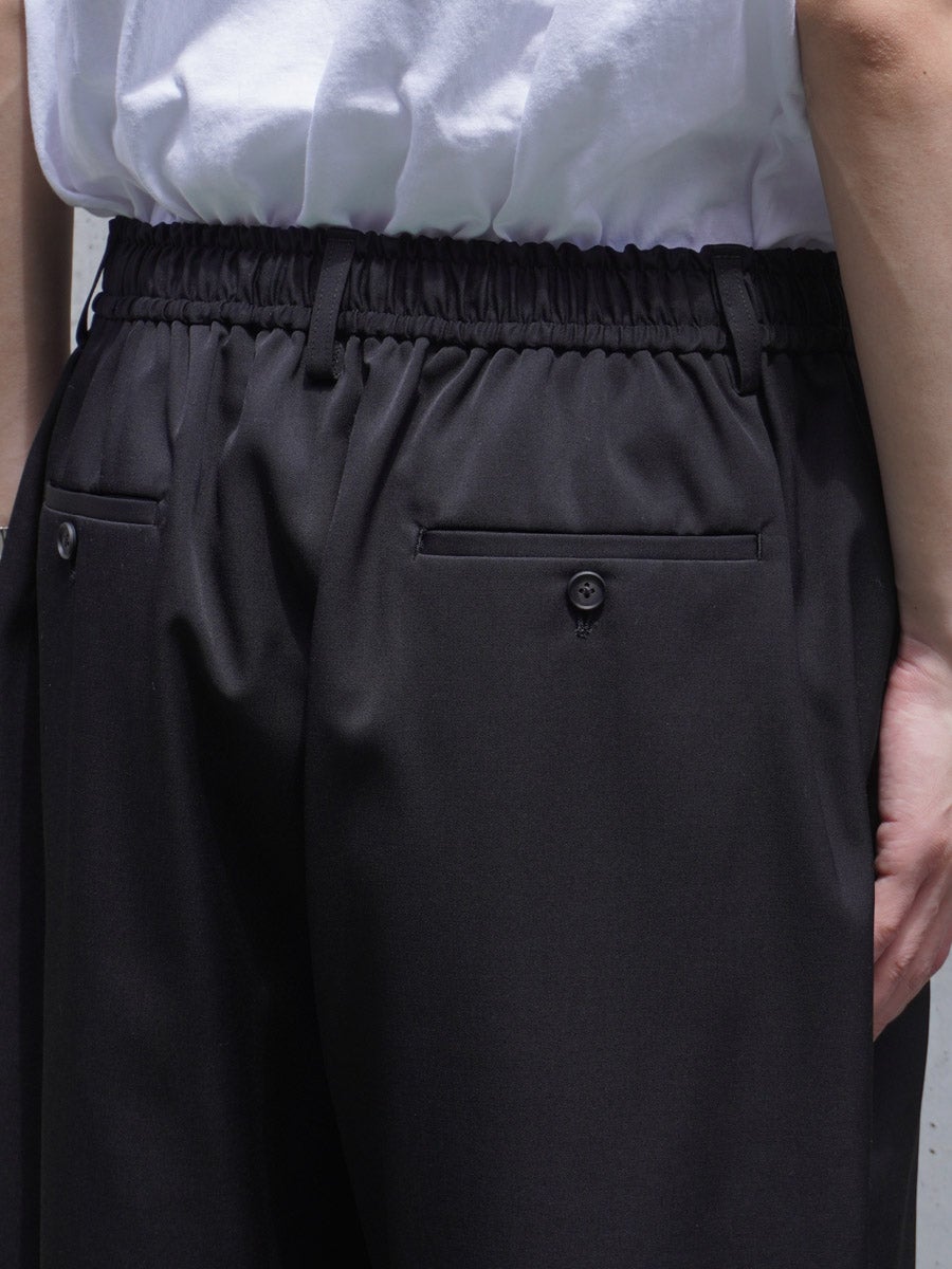 WIDE EASY SHORT TROUSERS[BLACK] | 1LDK (ワンエルディーケー) 公式サイト