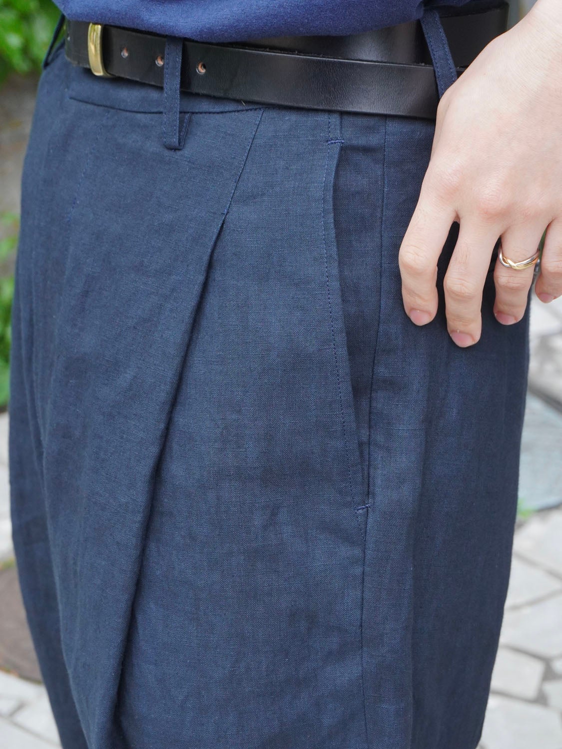 LINEN 1 TUCK PANTS[D.NAVY] | 1LDK (ワンエルディーケー) 公式サイト