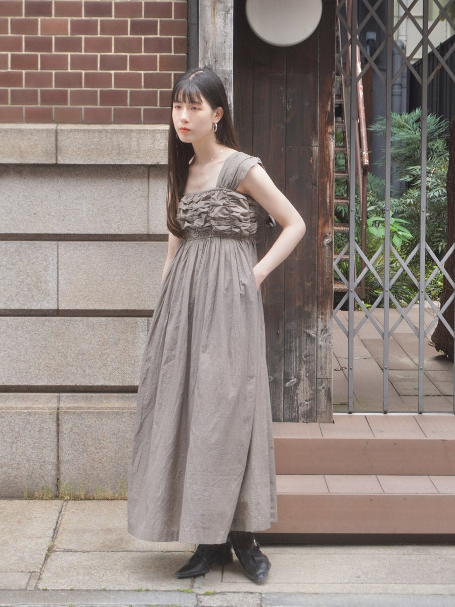 F/172cm