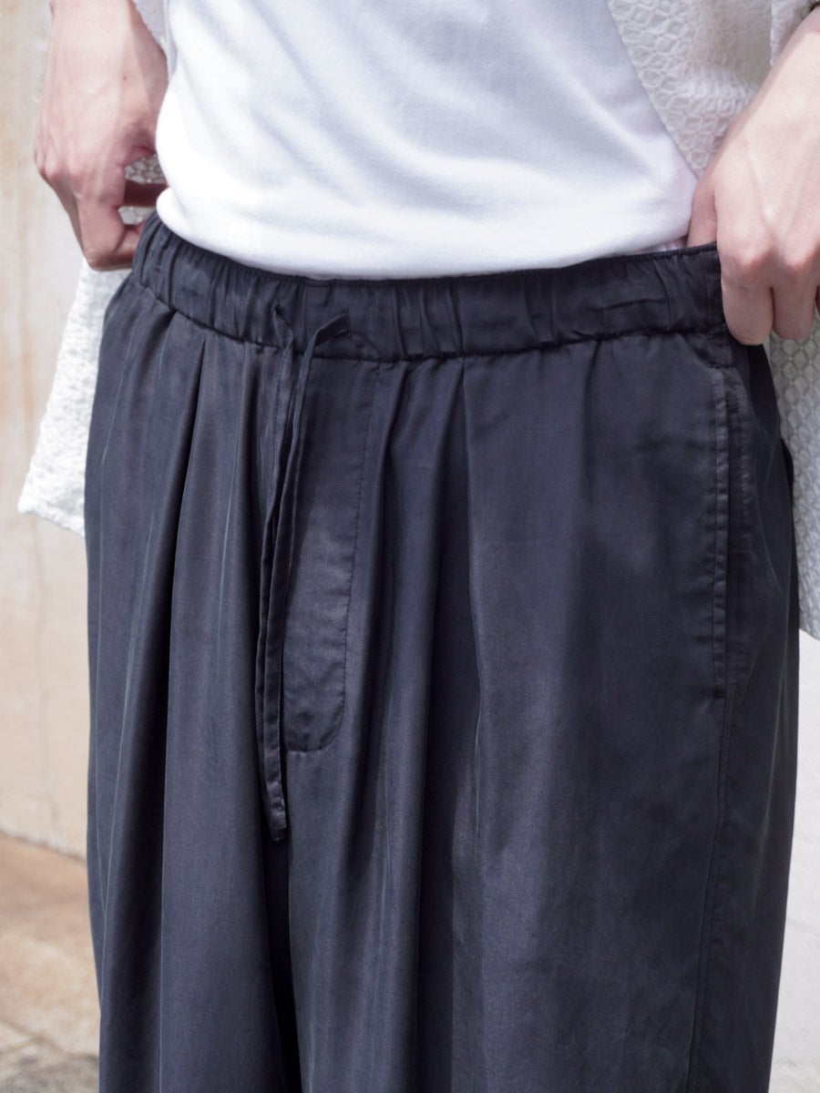 CUPRO EASY PANTS[BLACK] | 1LDK (ワンエルディーケー) 公式サイト