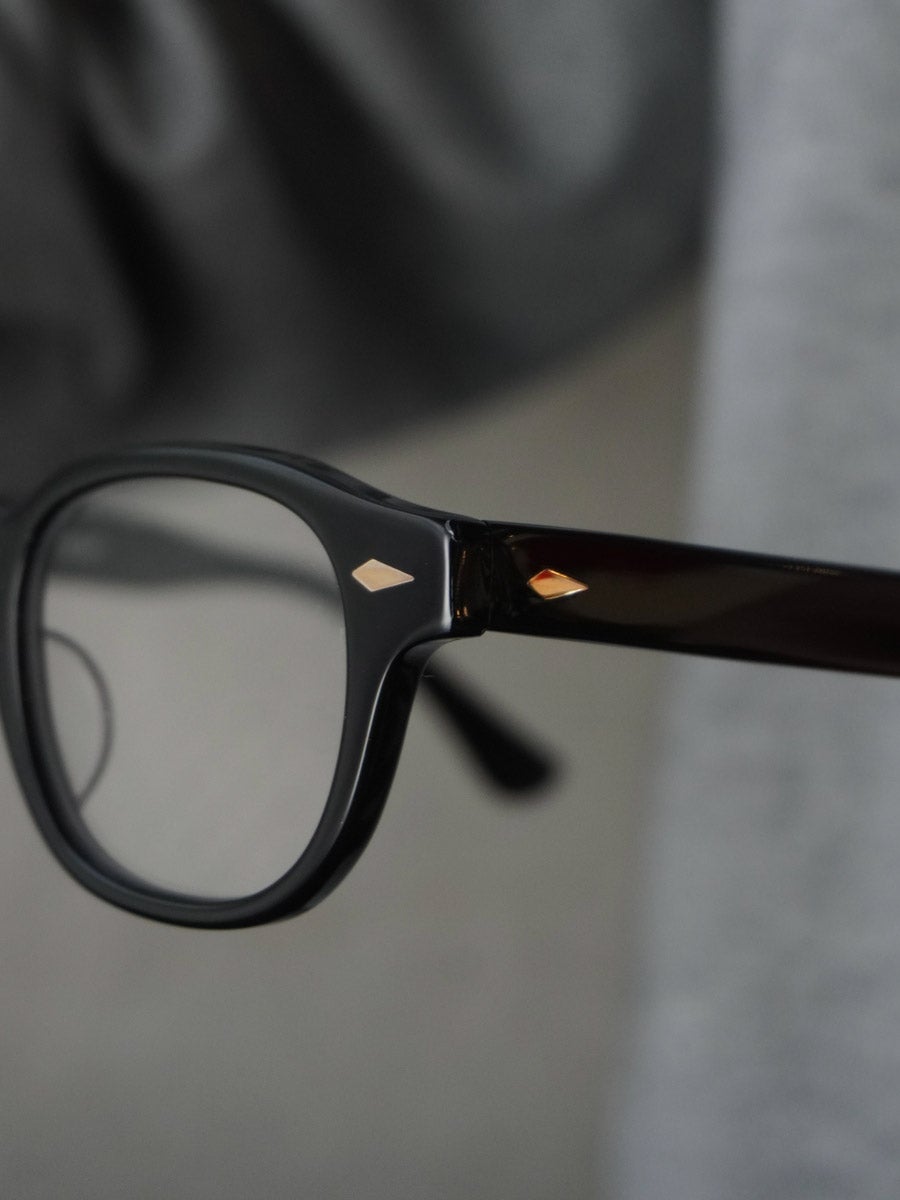 NOCHINO[#1 GLOSS BLACK × CLEAR to GREY] | 1LDK (ワンエルディーケー
