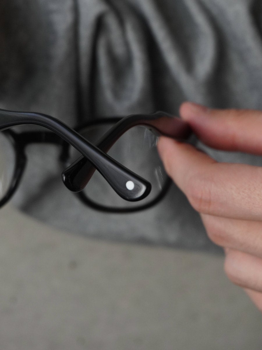 NOCHINO[#1 GLOSS BLACK × CLEAR to GREY] | 1LDK (ワンエルディーケー