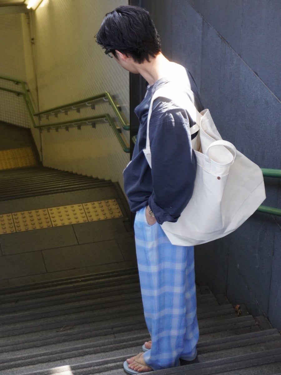 L/White