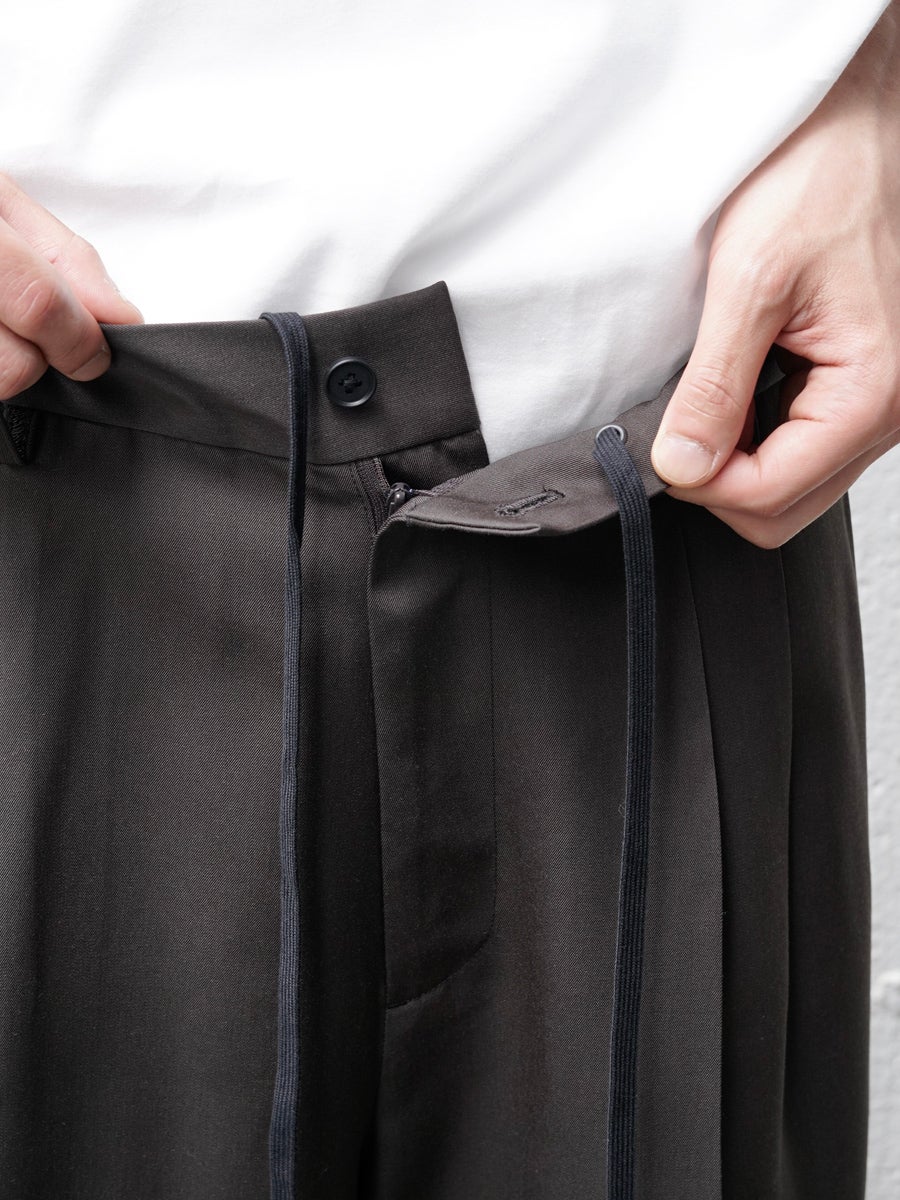 EASY LONG WIDE TROUSERS[GREY KHAKI] | 1LDK (ワンエルディーケー