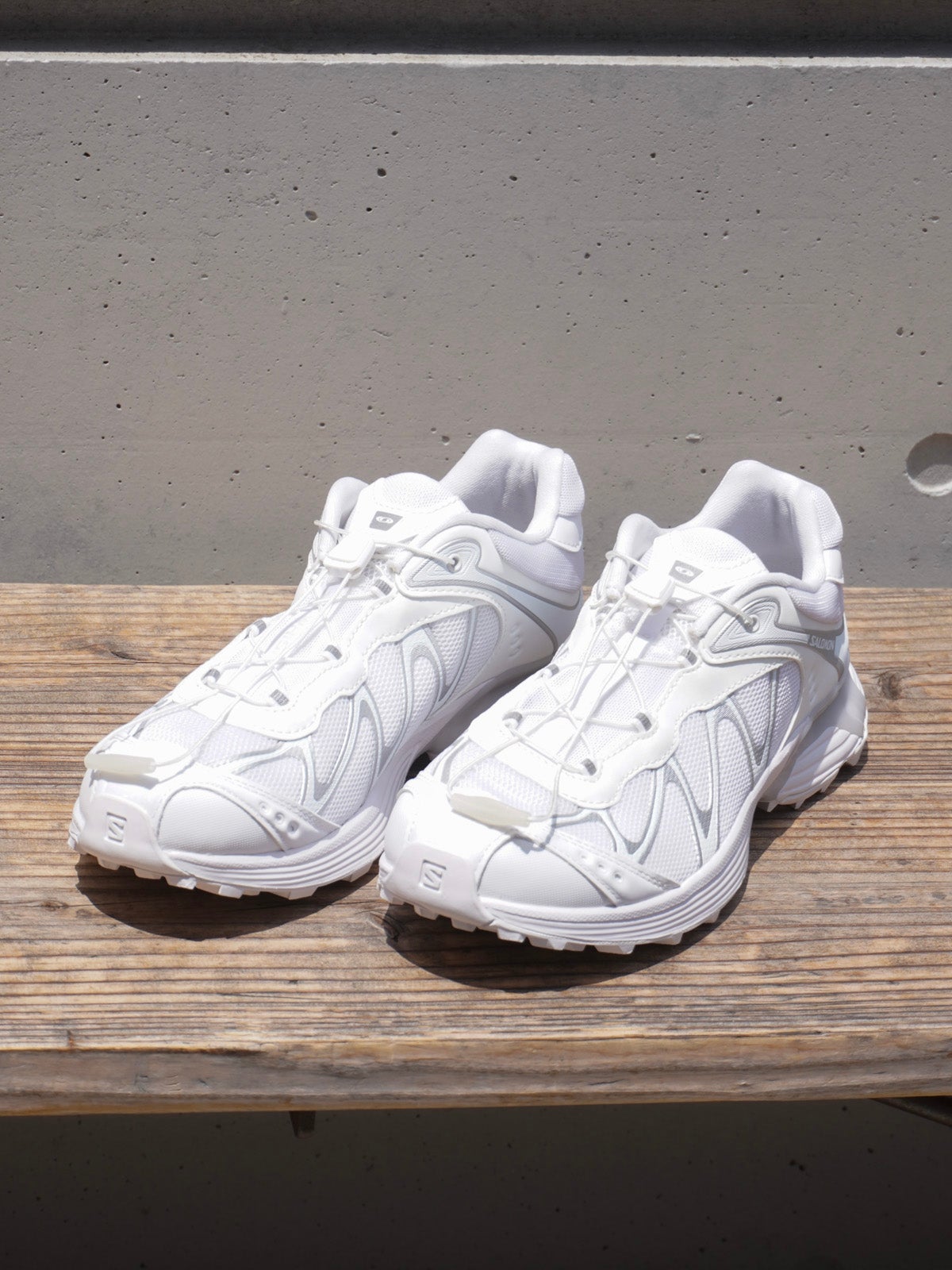 XT-WHISPER[White/Lunar Rock/Ftw Silver] | 1LDK (ワンエルディーケー
