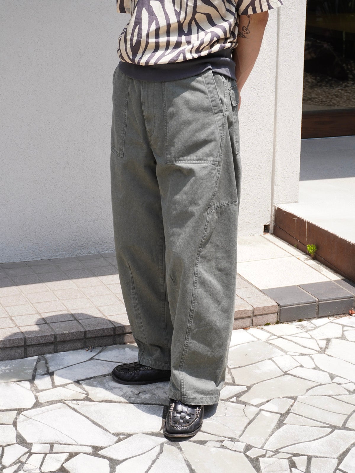 NU Baker Pants[KHAKI] | 1LDK (ワンエルディーケー) 公式サイト