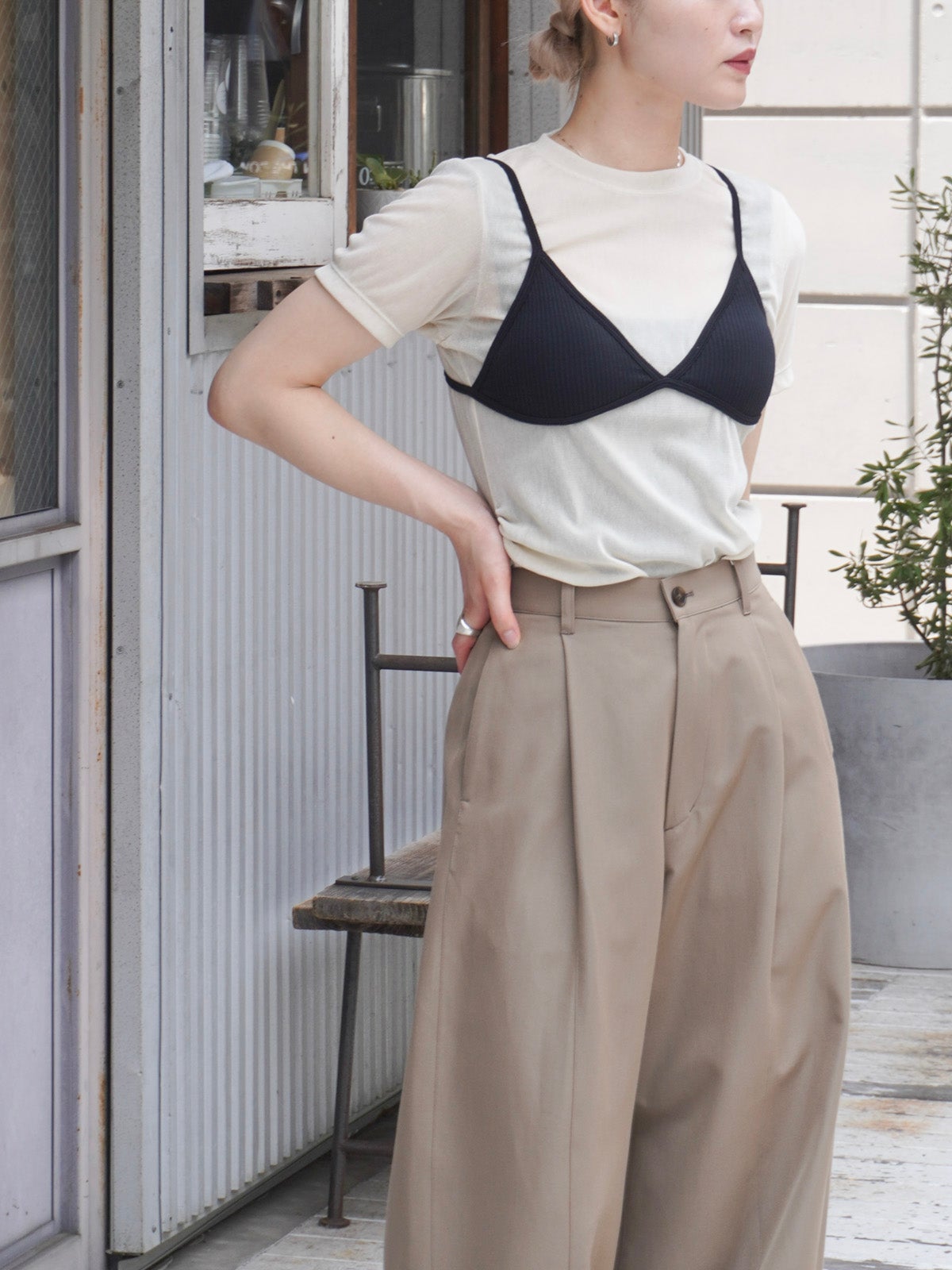 F/167cm