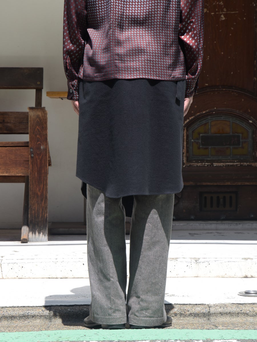 F/183cm