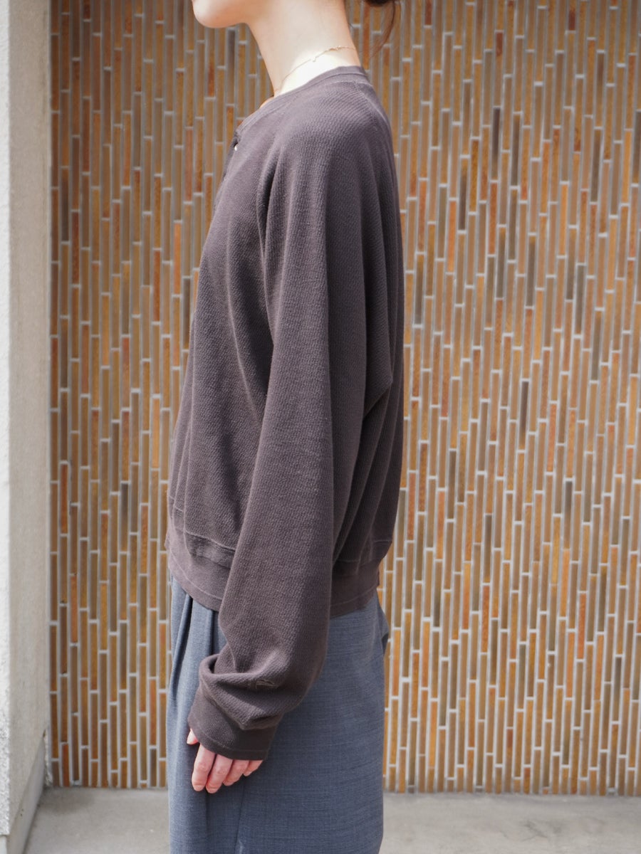 F/172cm