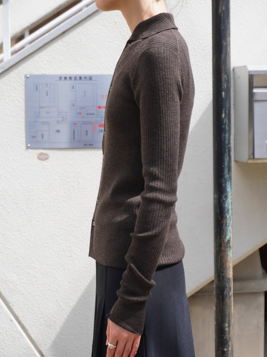 F/172cm