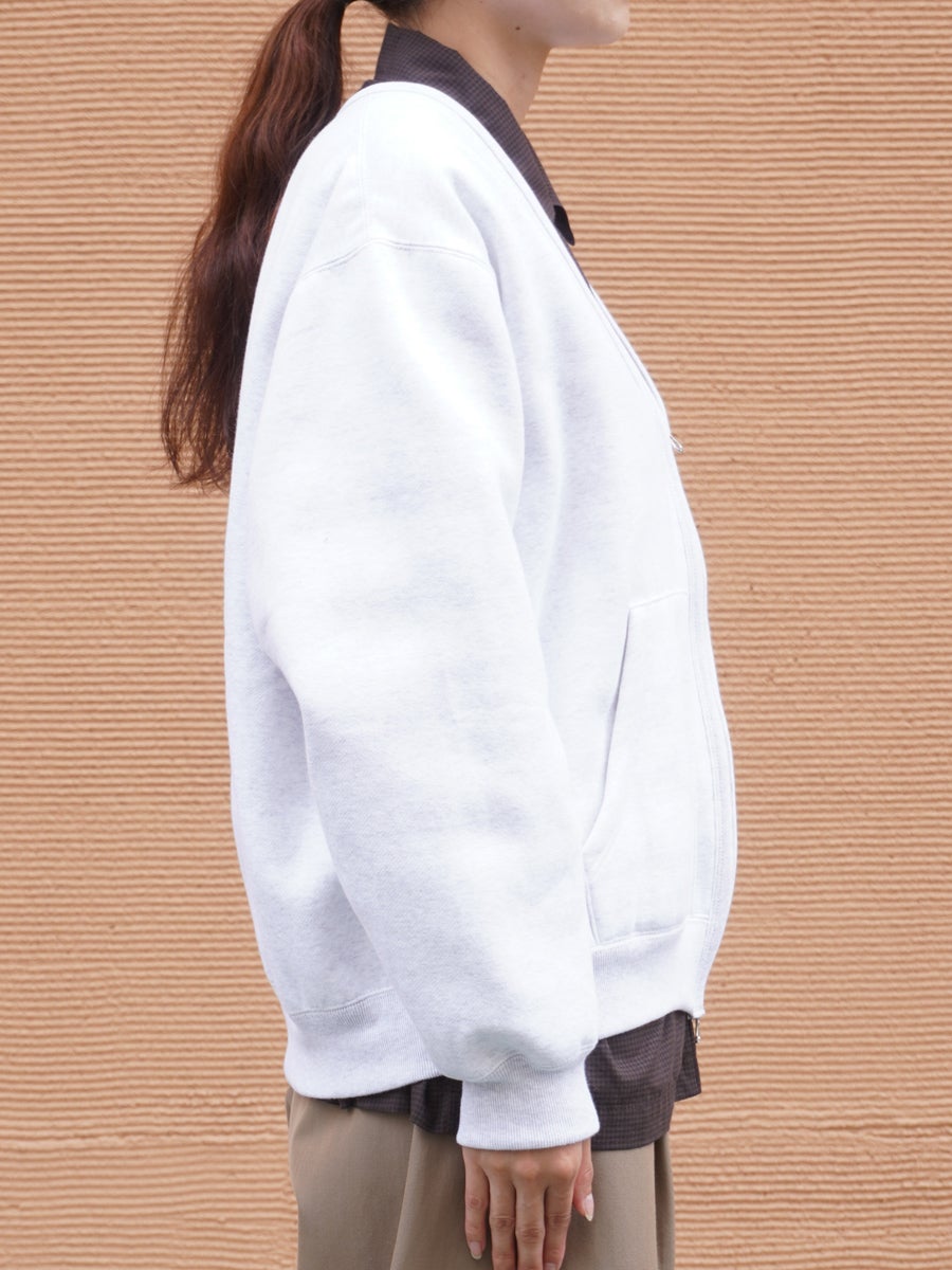 F/167cm