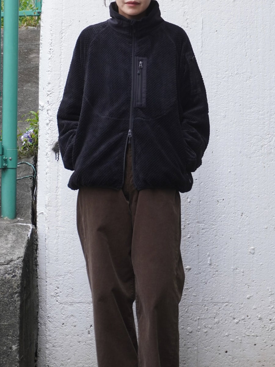 F/167cm