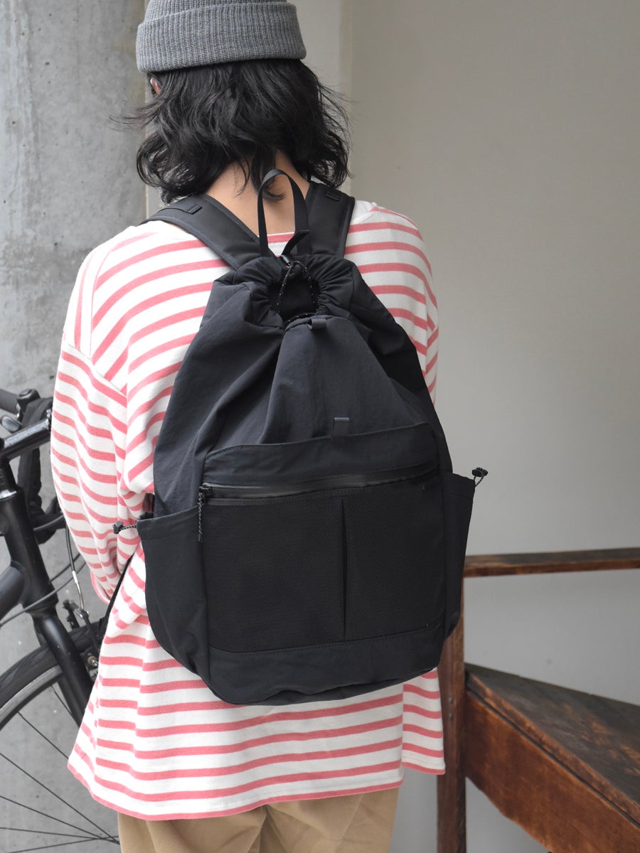 WARENFAUS Discovery pack Black リュック　巾着型 Discovery pack[BLACK] | 1LDK (ワンエルディーケー) 公式サイト